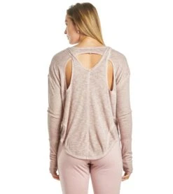 FREE PEOPLE Movement Lay Up Long Sleeve -Swimming Equipment Store 5666518663336 mauve 3a