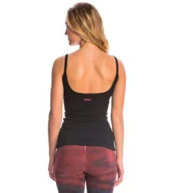 Scoop Back Yoga Tank Top With Bra