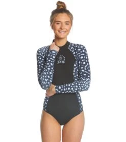 Xcel Womens Ocean Ramsey Axis 2mm Long Sleeve Back Zip Spring Suit -Swimming Equipment Store 5680475504808 blackwhaleshark 4a