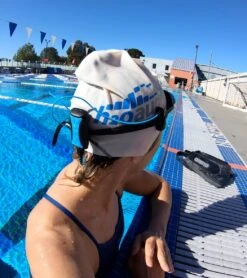 STREAM 3 Waterproof MP3 Player With Bluetooth -Swimming Equipment Store 7789171769512 blueblack 8a